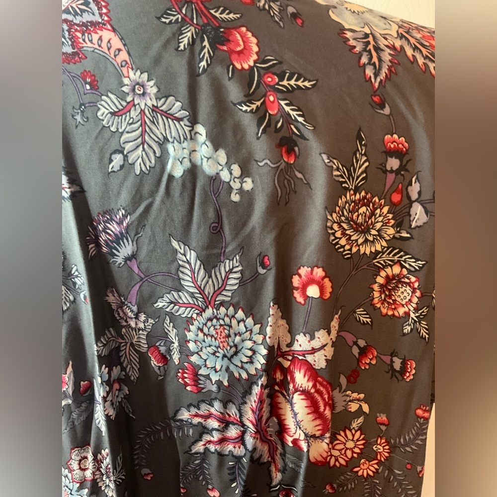Loft Dusty Blue Floral Kimono Size Medium Large - Picture 4 of 4